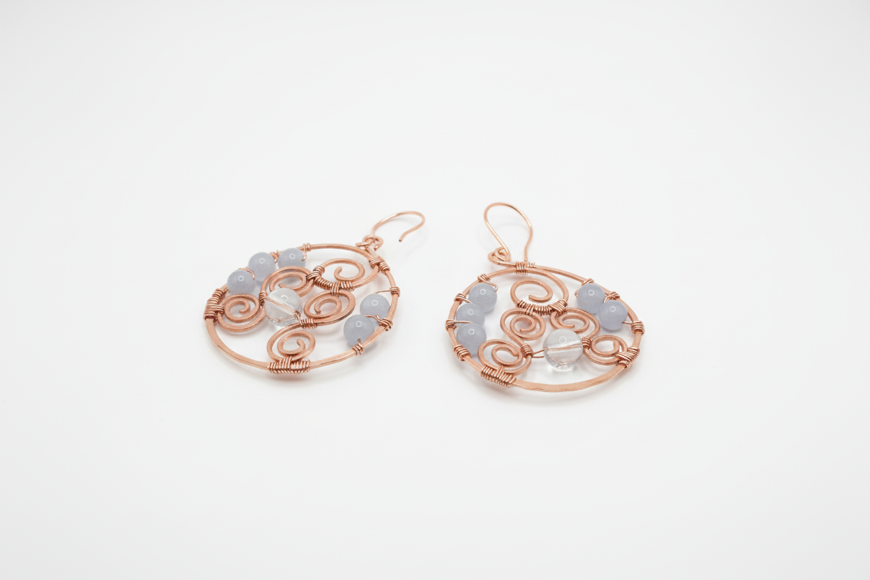 Dangle earrings with stones