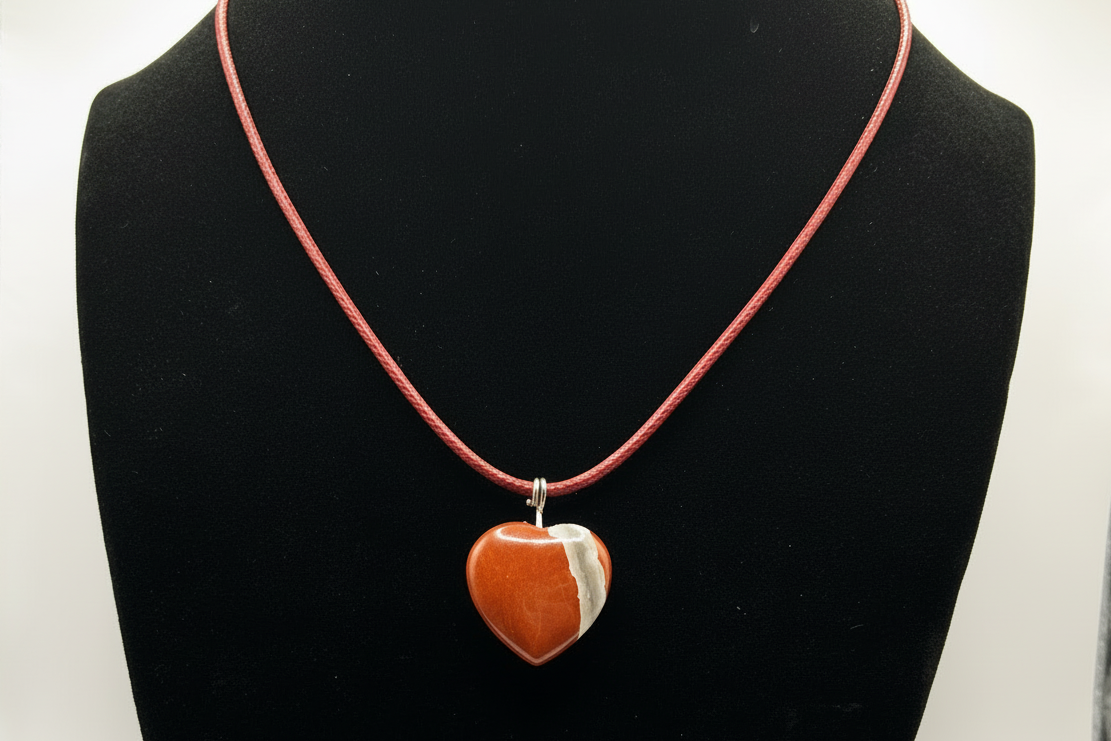 Beautiful heart stone necklace with leather cord