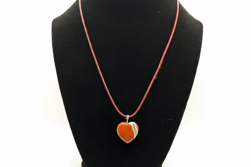 Beautiful heart stone necklace with leather cord